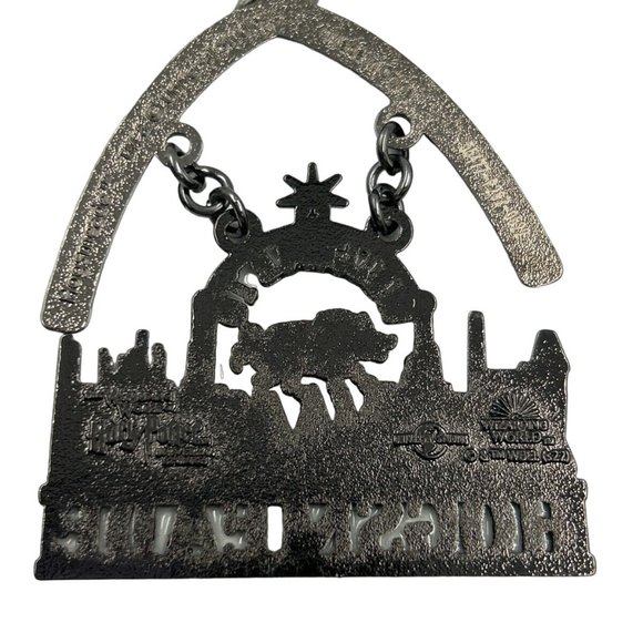 Harry Potter Welcome to Hogsmeade Silver Christmas Ornament Universal Studios - Picture 4 of 4